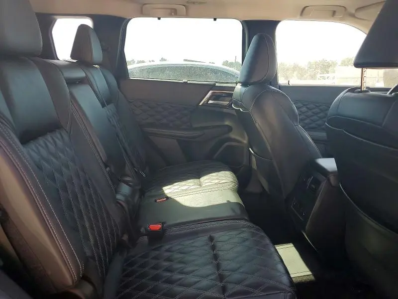 2023 MITSUBISHI OUTLANDER SEL  