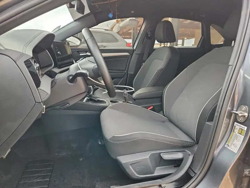 2025 VOLKSWAGEN JETTA SPORT  