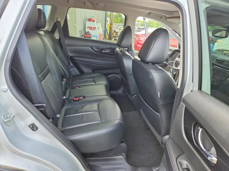2019 NISSAN ROGUE SL  