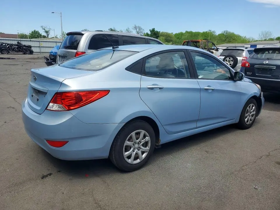 2013 HYUNDAI ACCENT GLS  