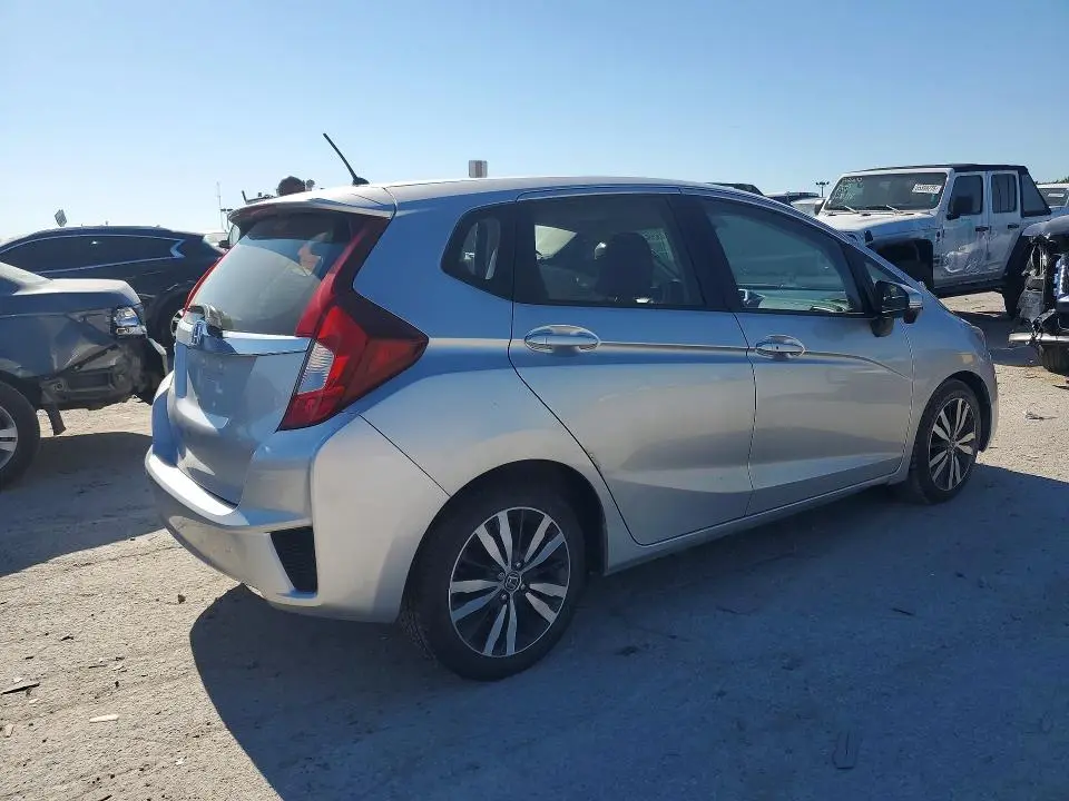 2016 HONDA FIT EX  