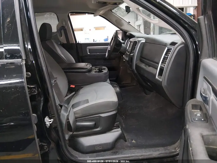 2022 RAM 1500 CLASSIC SLT  4X2 5'7 BOX