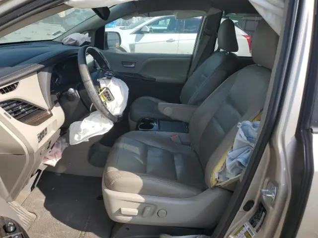 2015 TOYOTA SIENNA XLE