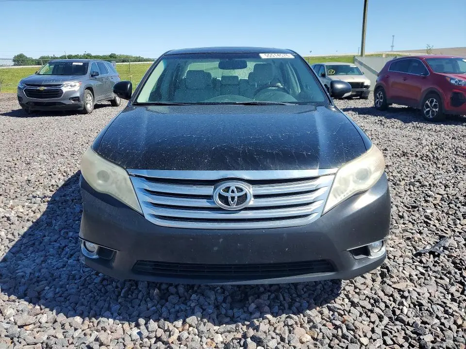2011 TOYOTA AVALON LIMITED  