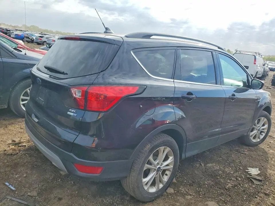 2019 FORD ESCAPE SEL  