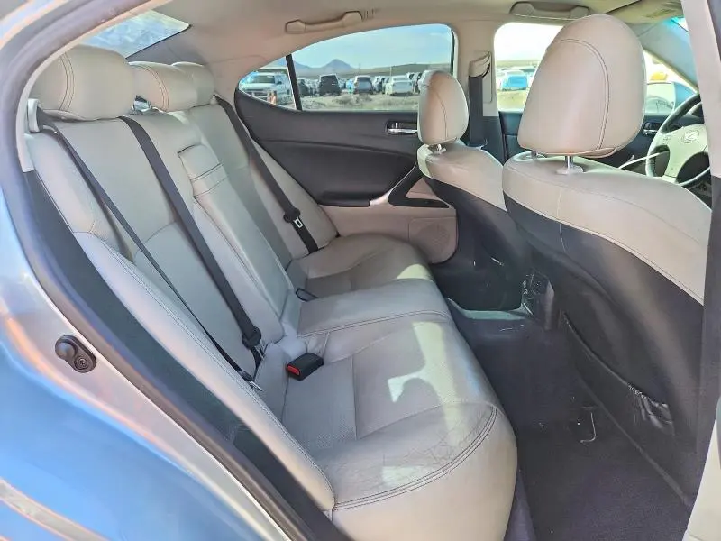 2010 LEXUS IS 250  