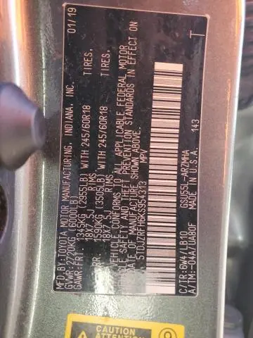 2019 TOYOTA HIGHLANDER SE  