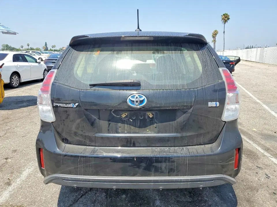 2015 TOYOTA PRIUS V FOUR  