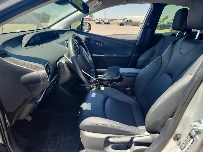 2020 TOYOTA PRIUS XLE AWD-E  