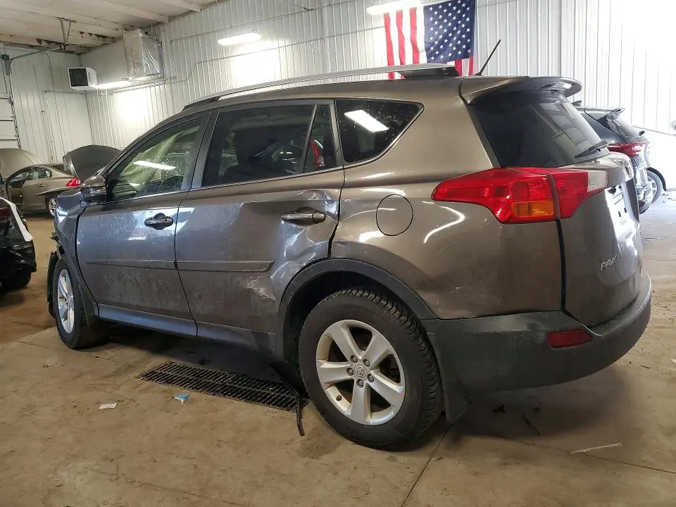 2014 TOYOTA RAV4 XLE  