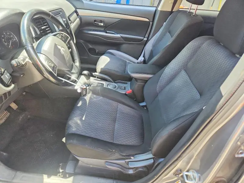 2014 MITSUBISHI OUTLANDER SE  