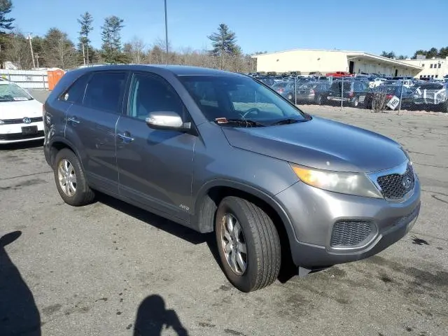 2011 KIA SORENTO BASE  