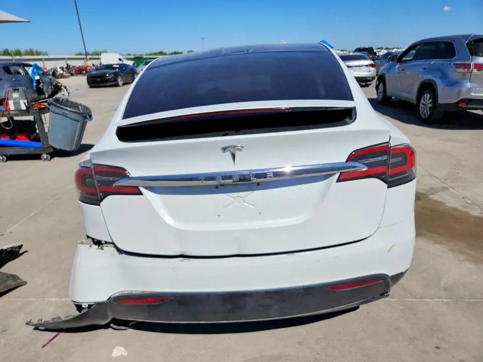 2018 TESLA MODEL X   