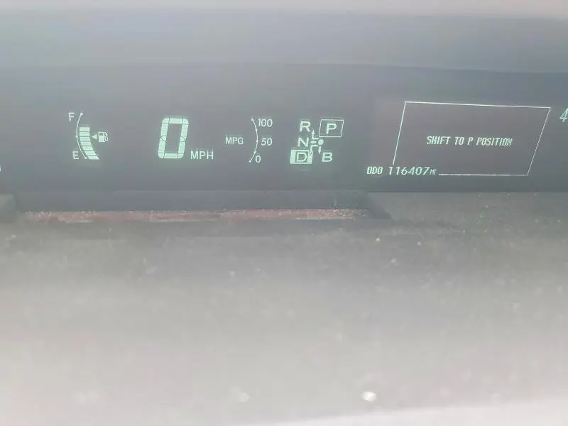 2010 TOYOTA PRIUS III  