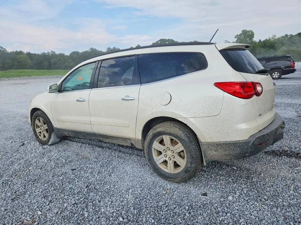 2011 CHEVROLET TRAVERSE LT  