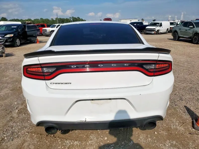 2016 DODGE CHARGER SE  