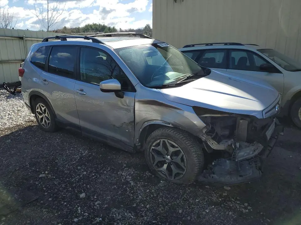 2019 SUBARU FORESTER PREMIUM  