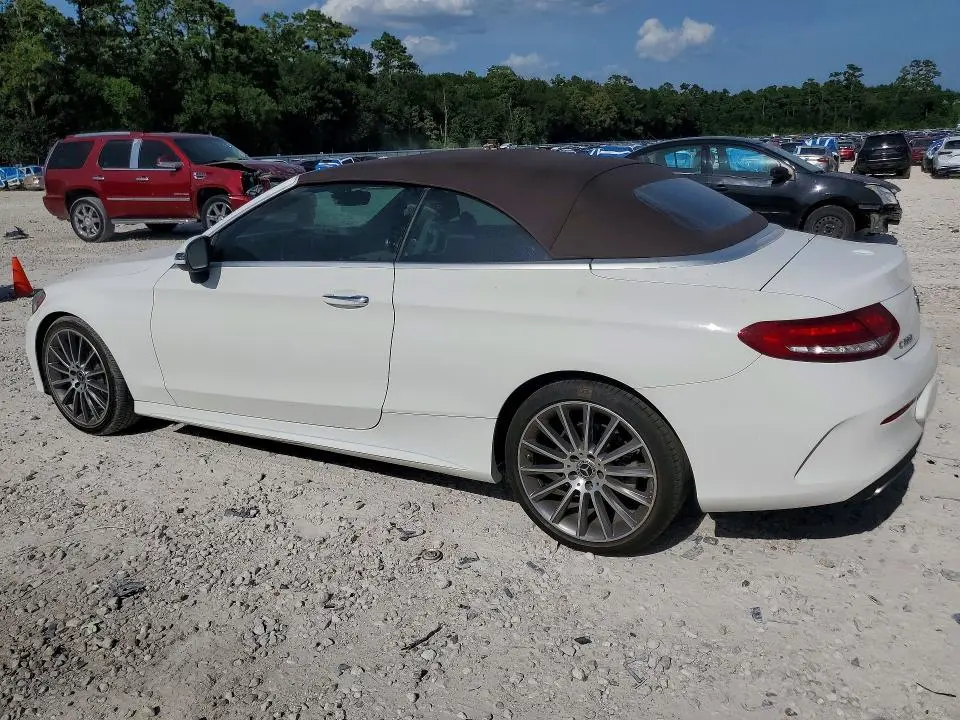 2017 MERCEDES-BENZ C 300  