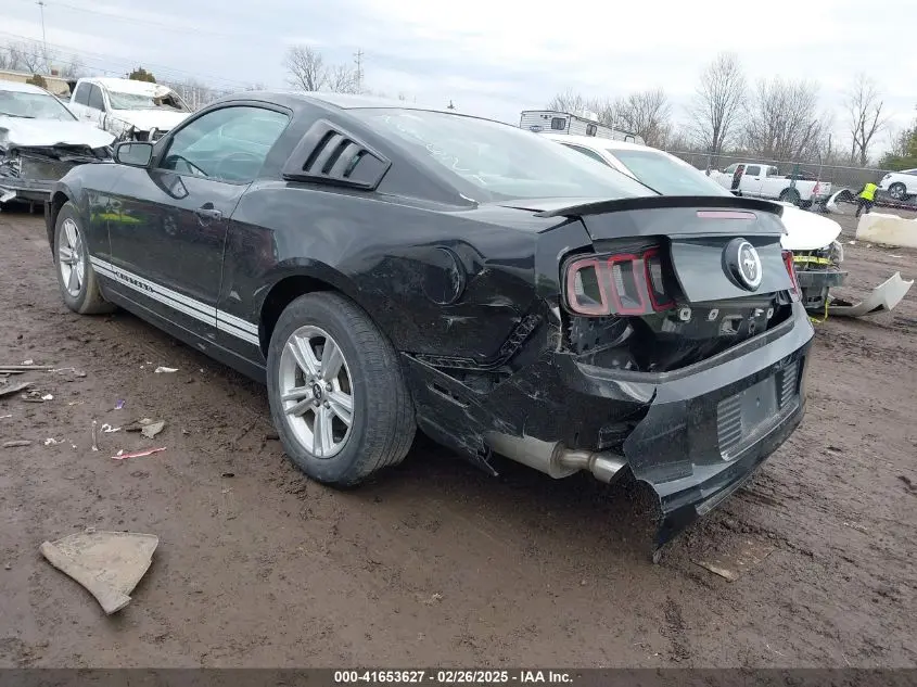2013 FORD MUSTANG V6