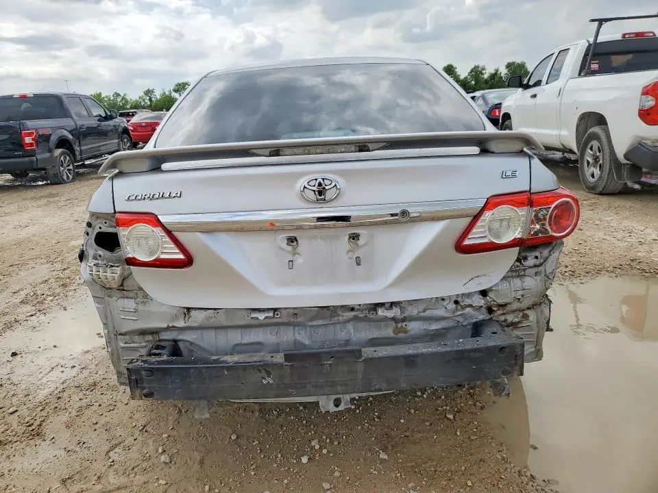 2013 TOYOTA COROLLA LE  
