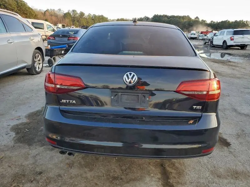 2016 VOLKSWAGEN JETTA SPORT  
