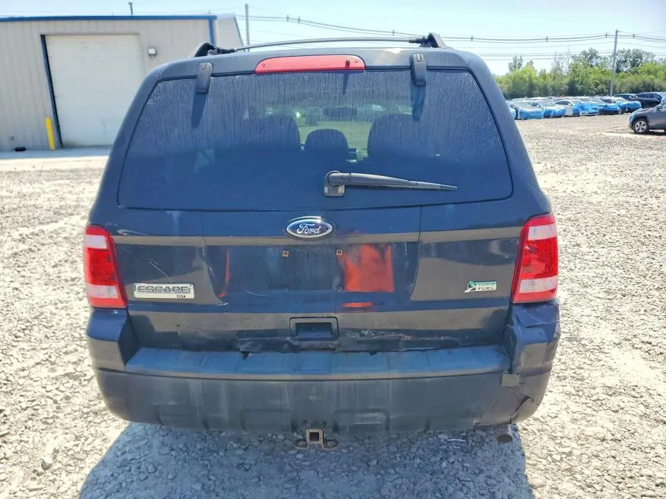 2011 FORD ESCAPE XLT  