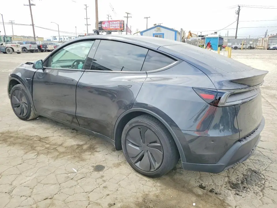 2026 TESLA MODEL Y   