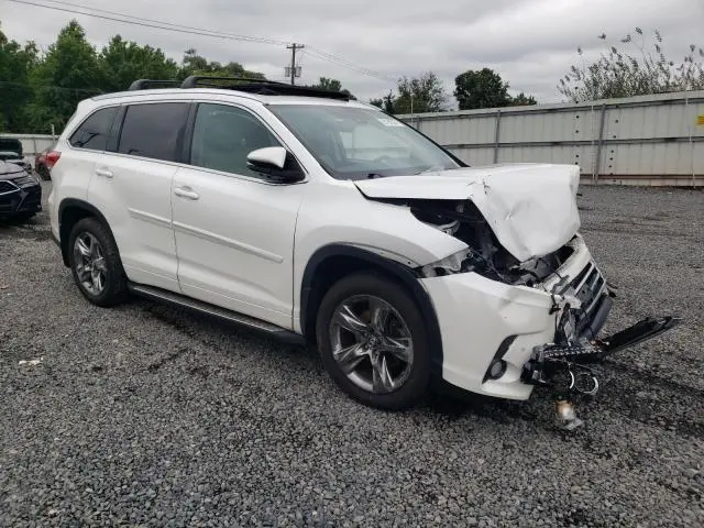 2018 TOYOTA HIGHLANDER LIMITED  