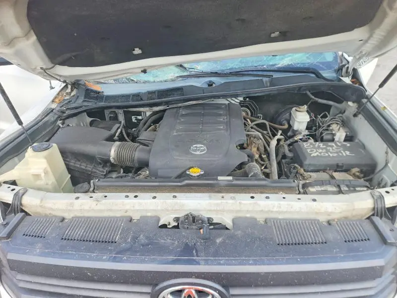 2015 TOYOTA TUNDRA SR5  