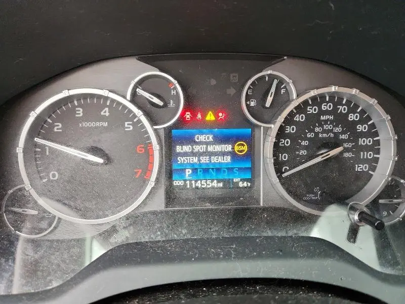 2016 TOYOTA TUNDRA SR5  