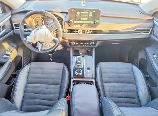 2022 MITSUBISHI OUTLANDER SE  