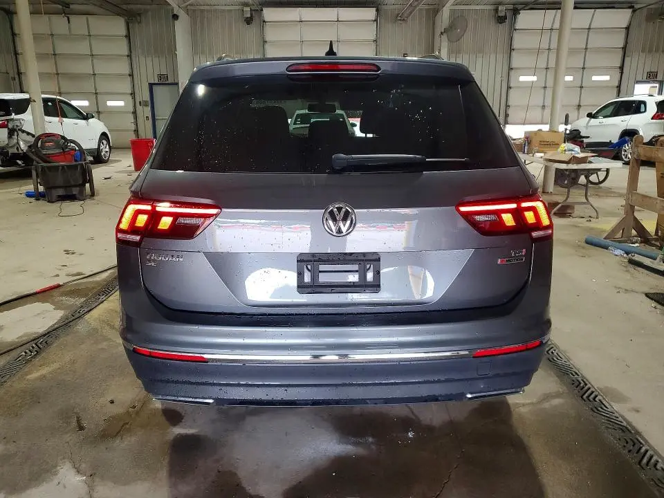 2018 VOLKSWAGEN TIGUAN SE  