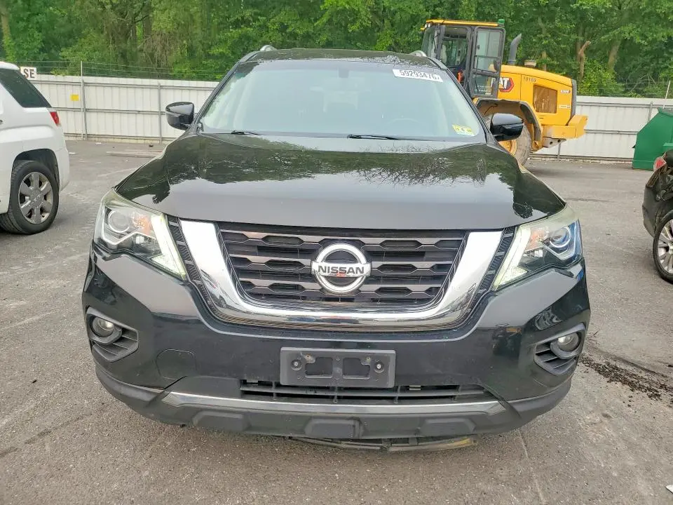 2018 NISSAN PATHFINDER SV  