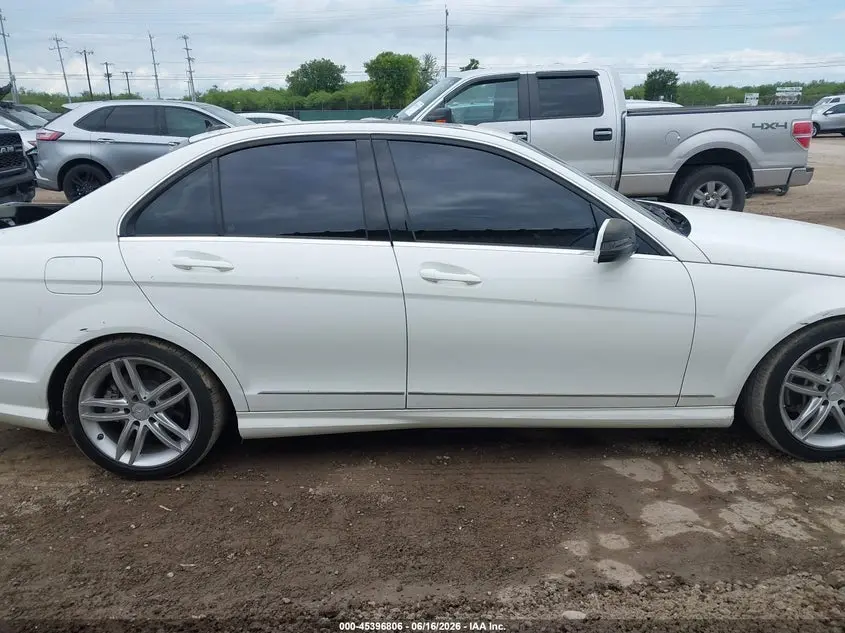 2014 MERCEDES-BENZ C 250 SPORT