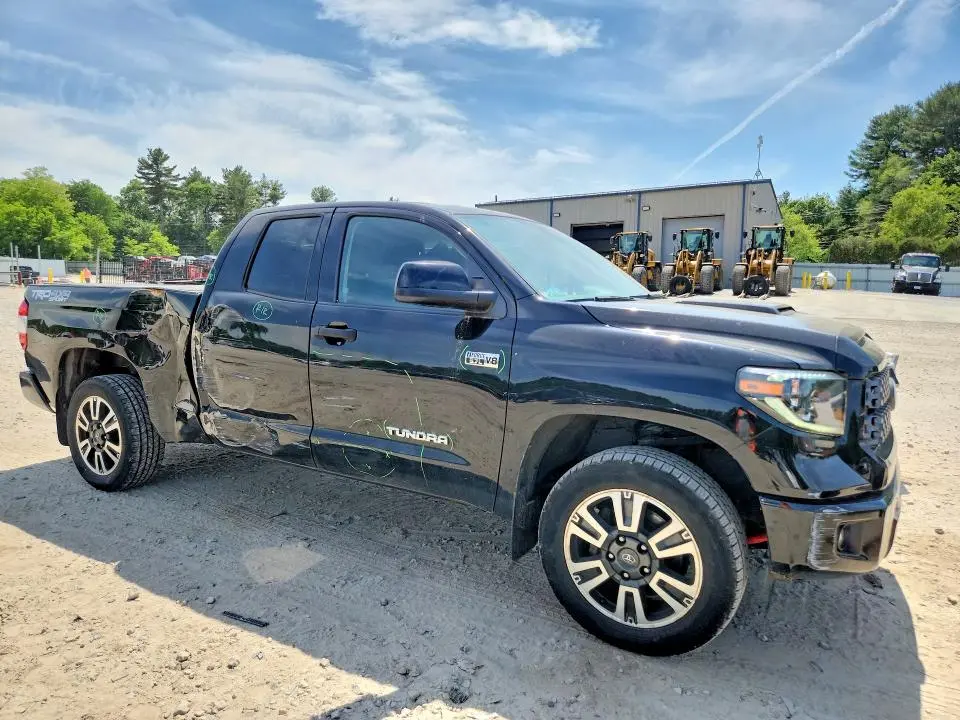 2020 TOYOTA TUNDRA SR5  