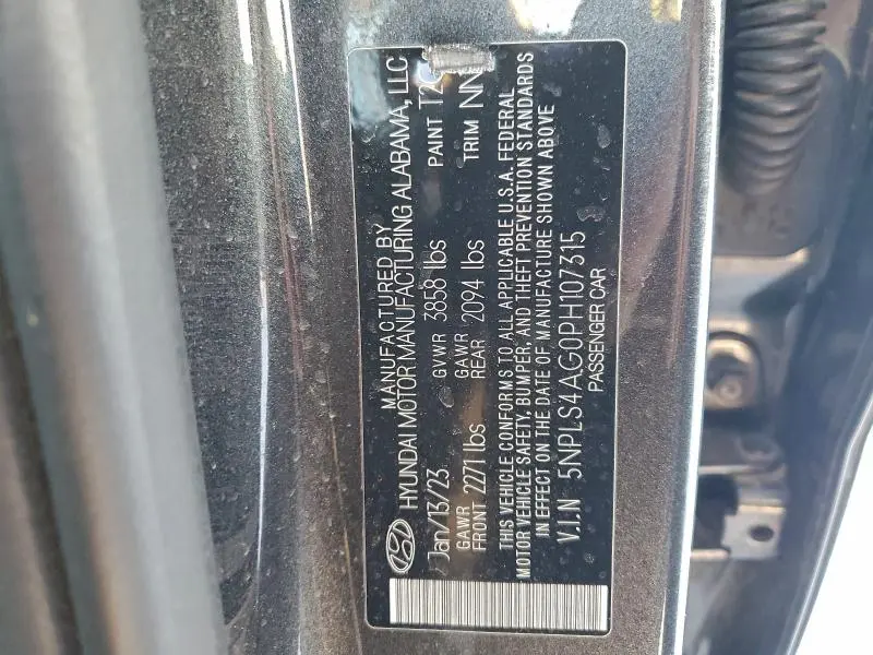 2023 HYUNDAI ELANTRA SEL  