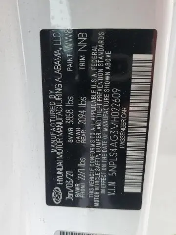 2021 HYUNDAI ELANTRA SEL  