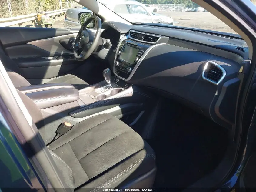 2016 NISSAN MURANO SV