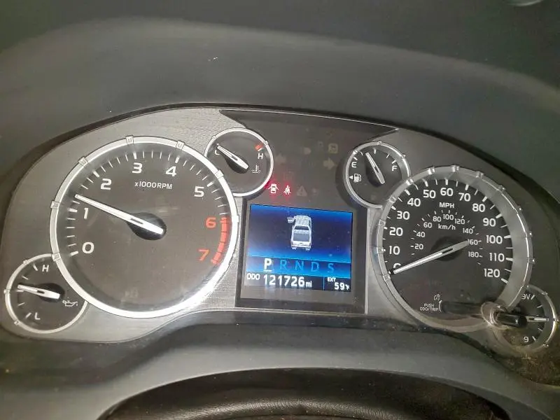 2016 TOYOTA TUNDRA CREWMAX SR5  