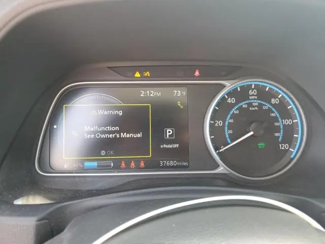 2022 NISSAN LEAF SV PLUS  