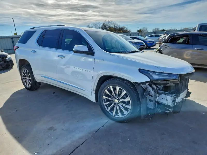 2022 CHEVROLET TRAVERSE PREMIER  