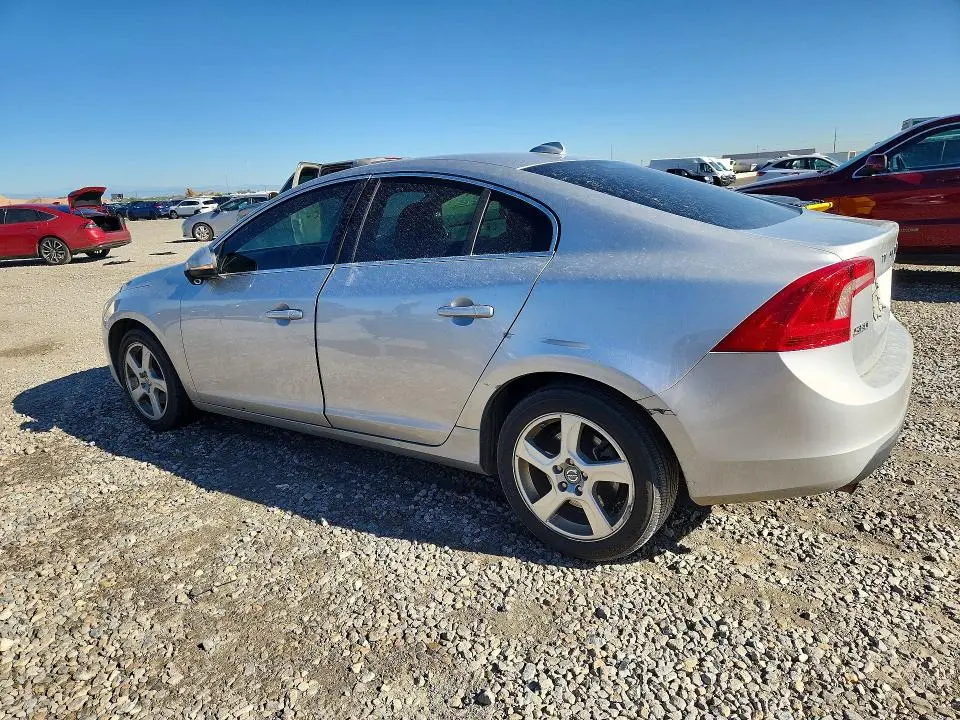 2012 VOLVO S60 T5  