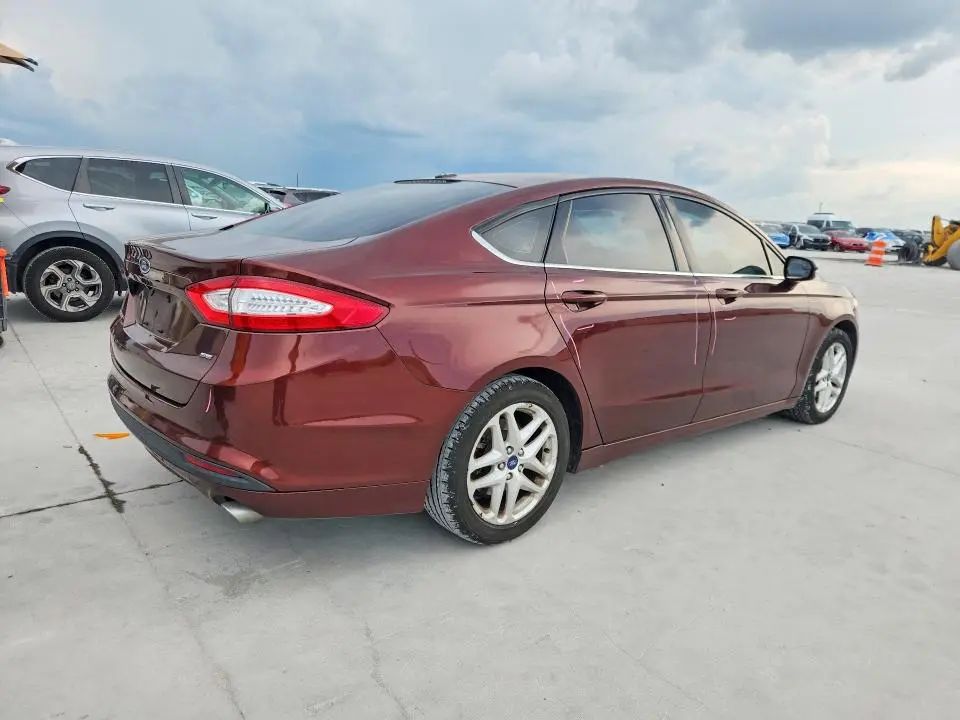 2015 FORD FUSION SE  