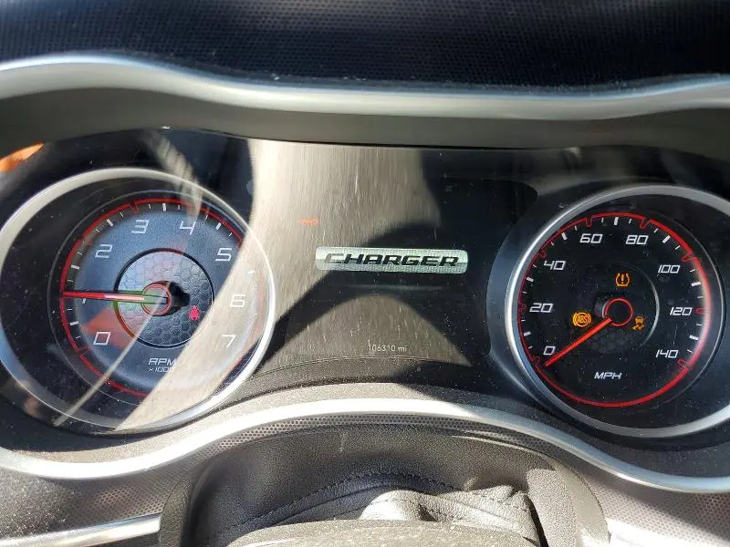 2016 DODGE CHARGER SXT  
