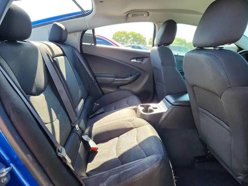 2017 CHEVROLET VOLT LT  