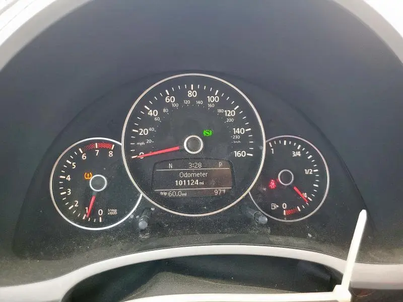 2012 VOLKSWAGEN BEETLE TURBO  