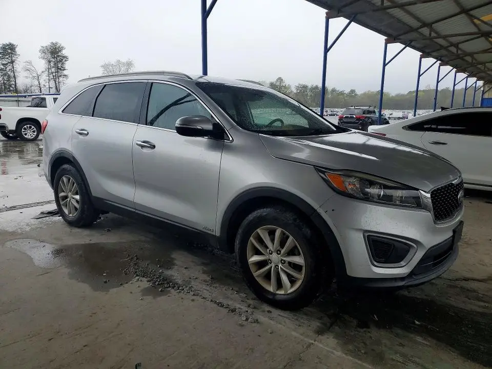 2016 KIA SORENTO LX  
