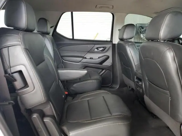 2020 CHEVROLET TRAVERSE LT  