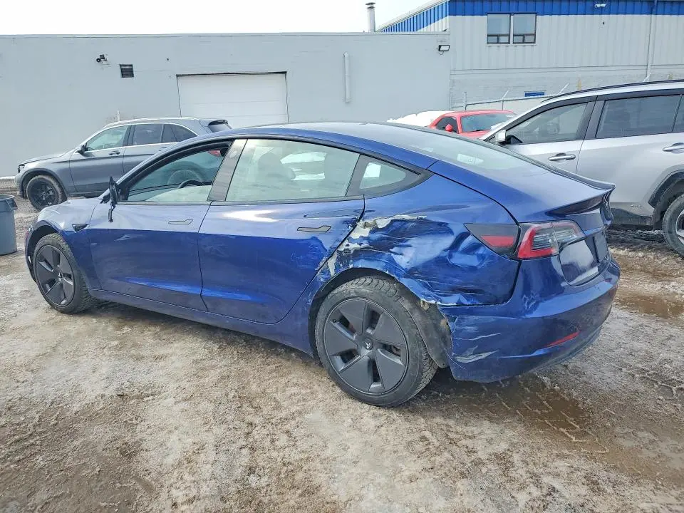 2022 TESLA MODEL 3   