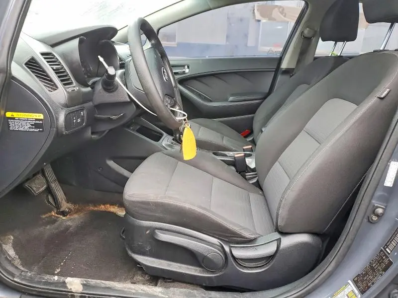 2016 KIA FORTE LX  